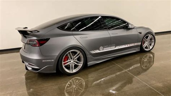 Alex Vega Net Worth: Exploring the Fortune of the Renowned Automotive Customizer