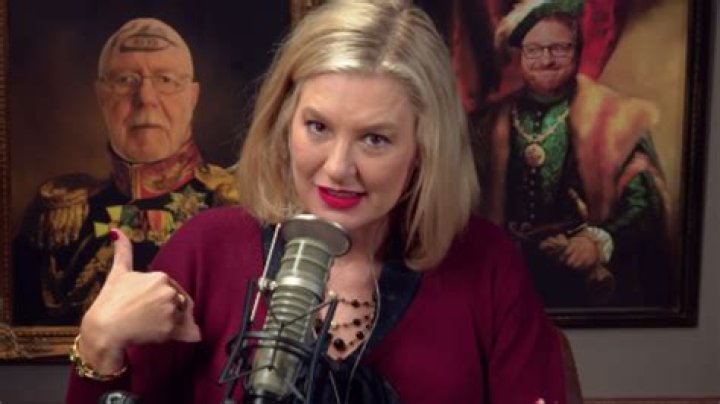 How Tall is Christina Pazsitzky? Unveiling the Lesser-Known Facts About the Comedian