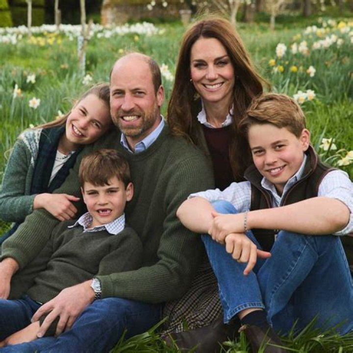 Kate &amp; William's Christmas Clash: Royal Traditions and Modern Challenges